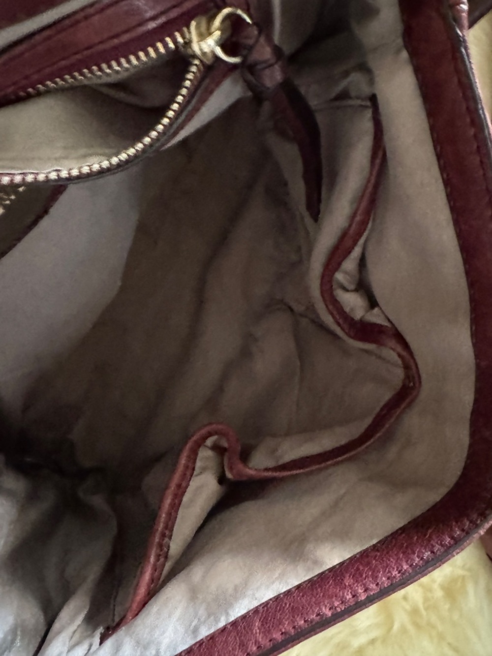 Cynthia Rowley Burgundy Distressed Messenger Flap Bag Top Handle Crossbody purse - Picture 13 of 15